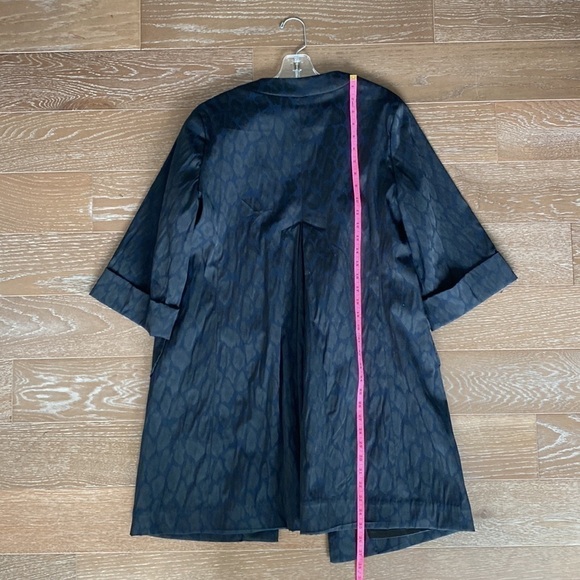 Eci New York Short Sleeve Leopard Print Dress Coat | 12 - Picture 3 of 7